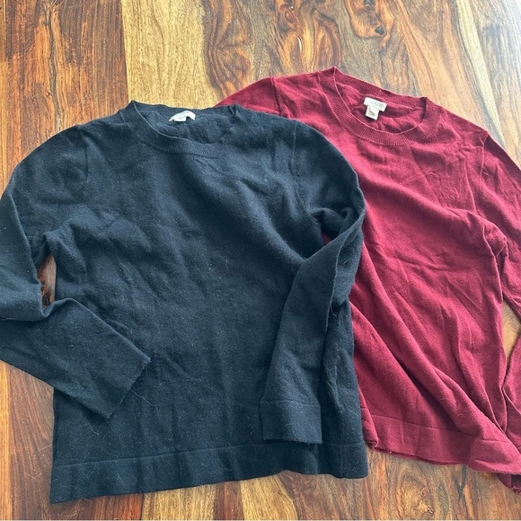 J. Crew Sweaters - J Crew Teddy Sweater Set of 2 Black and Wine Women’s size Medium Cotton Wool Top